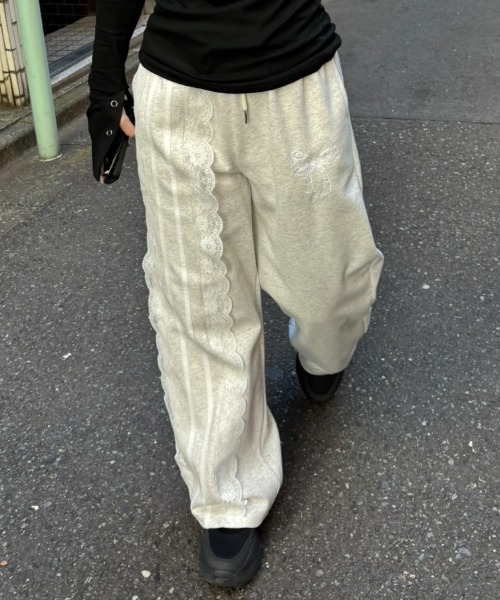Birthday room(バースデイルーム)の「レースラインスウェットパンツ / lace line sweat pants(スウェットパンツ・レディース・ライトグレー・FREE)」の18枚目の写真
