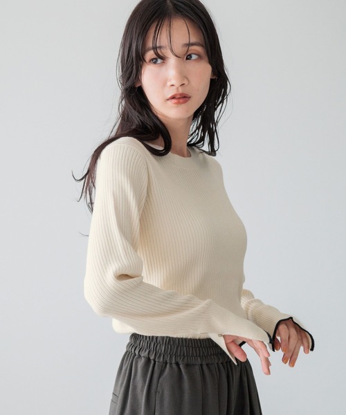 LOWRYS FARM（ローリーズファーム）の「ハイショクフレアスリーブＬＳ　133796（ニット/セーター・レディース・ブルー/アイボリー/ブラック・FREE）」の10枚目の写真