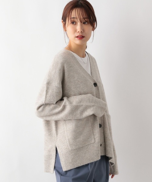 GLOBAL WORK(グローバルワーク)の「フワフワHugmeVネックカーディガン/115961(カーディガン/ボレロ・レディース・グレイッシュベージュ/サックスブルー/セージグリーン/ラベンダー・MEDIUM/LARGE)」の20枚目の写真