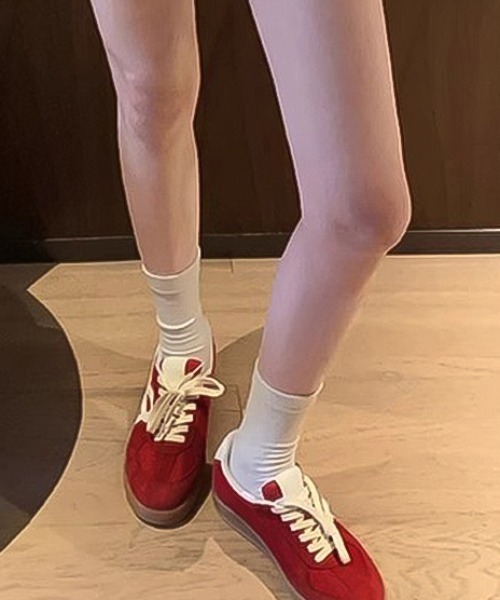 Vipoa（ヴィポア）の「デザインジャーマントレーナースニーカー（スニーカー・レディース・アイボリー/レッド/ネイビー・SMALL/MEDIUM/LARGE）」の9枚目の写真
