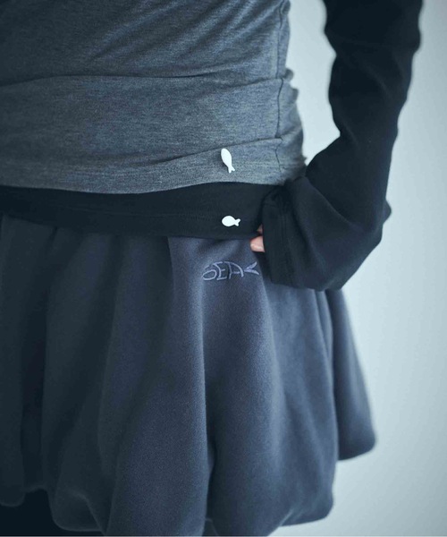 SEA（シー）の「SEA サーディン スウェットボリュームミニスカート（スカート・レディース・グレー/チャコールグレー/ネイビー・ONE SIZE）」の6枚目の写真