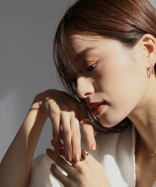 abaskdesign(アバスクデザイン)の「金属アレルギー対応 ニュアンスオープンリング(リング・レディース・ゴールド/シルバー・11号/13号/15号)」の4枚目の写真