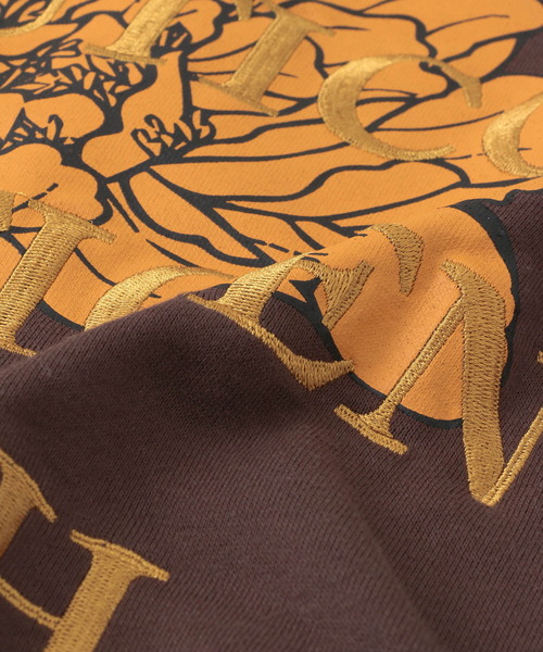 SENSE OF PLACE by URBAN RESEARCH（センスオブプレイスバイアーバンリサーチ）の「ボタニカルグラフィッククルーネックスウェット（スウェット・メンズ・ネイビー/ライトグレー/ブラウン/ライトブルー・LARGE/MEDIUM）」の13枚目の写真