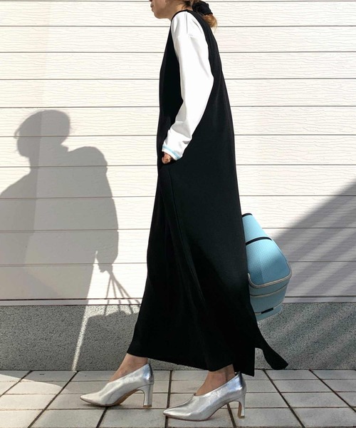 Q（キュー）の「カットジョーゼットキーネックワンピース（ワンピース・レディース・ブラック/ブラウン・MEDIUM）」の17枚目の写真