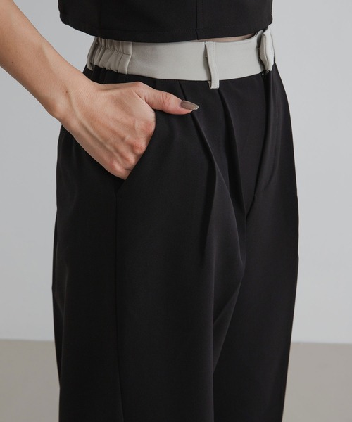 bohmal(ボマール)の「配色ベルトスラックスワイドパンツ【セットアップ対応】(スラックス・レディース・ブラック/グレイッシュベージュ・SMALL/MEDIUM/LARGE/MT)」の5枚目の写真