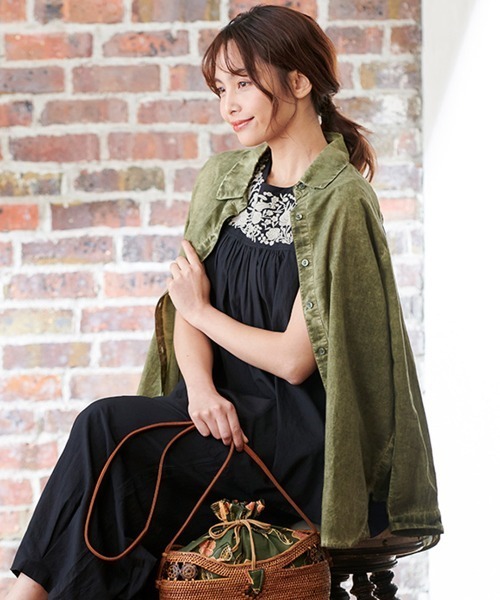 チチカカ（チチカカ）の「マチョー刺繍プルオーバー【WEB限定】（その他トップス・レディース・ブラック/カーキ・FREE）」の6枚目の写真