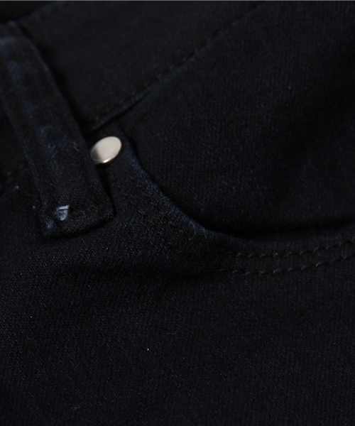 AZUL by moussy(アズールバイマウジー)の「A PERFECT DENIM(デニムパンツ・レディース・ノンウォッシュ/グレー/ブルー/ワンウォッシュ・27inch/26inch/23inch/24inch/22inch/25inch)」の15枚目の写真