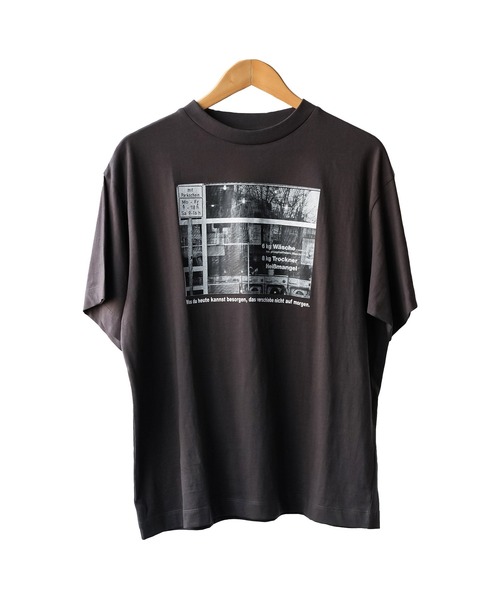 mili an deni(ミリアンデニ)の「半袖シティスケープフォトプリントTシャツ(Tシャツ/カットソー・レディース・ブラック/オフホワイト/チャコールグレー・M/L)」の22枚目の写真