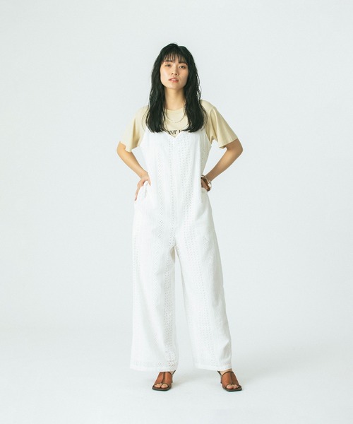 ROSE BUD（ローズバッド）の「【WEB・一部店舗限定】LACE ROMPERS（つなぎ/オールインワン・レディース・ホワイト/ブラック・ONE SIZE）」の3枚目の写真