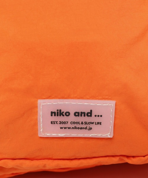 niko and...(ニコアンド)の「オリジナルライトパッカブルマルチショルダーバッグ(ショルダーバッグ・レディース・グレー/ブラック/オレンジ・0)」の22枚目の写真