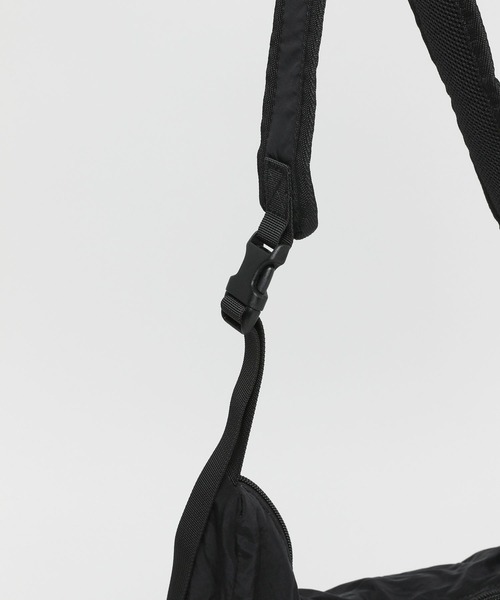 niko and...(ニコアンド)の「オリジナルライトパッカブルマルチショルダーバッグ(ショルダーバッグ・レディース・グレー/ブラック/オレンジ・0)」の8枚目の写真