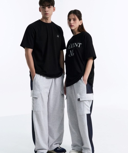 ALAND（エーランド）の「【UNISEX】MUCENT／ラウンドロゴT（Tシャツ/カットソー・レディース・オリーブ/ブラック/ピンク/ホワイト・MEDIUM/LARGE）」の11枚目の写真