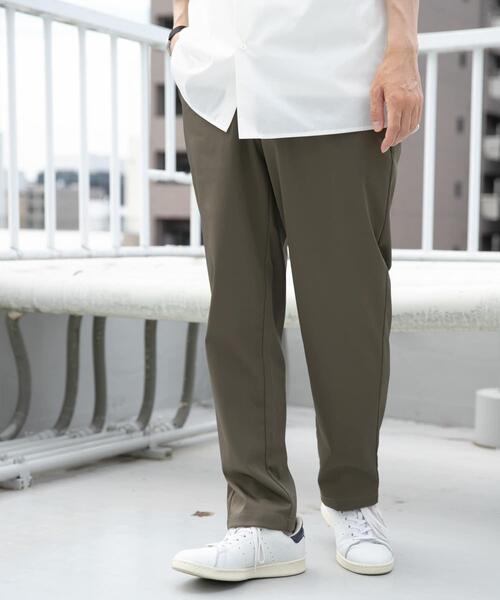 ITEMS URBANRESEARCH（アイテムズ アーバンリサーチ）の「『セットアップ対応』マシンウォッシャブルピケテーパードパンツ（その他パンツ・メンズ・ネイビー/カーキ/ブラック・MEDIUM/LARGE）」の5枚目の写真
