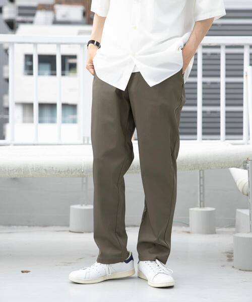ITEMS URBANRESEARCH（アイテムズ アーバンリサーチ）の「『セットアップ対応』マシンウォッシャブルピケテーパードパンツ（その他パンツ・メンズ・ネイビー/カーキ/ブラック・MEDIUM/LARGE）」の6枚目の写真