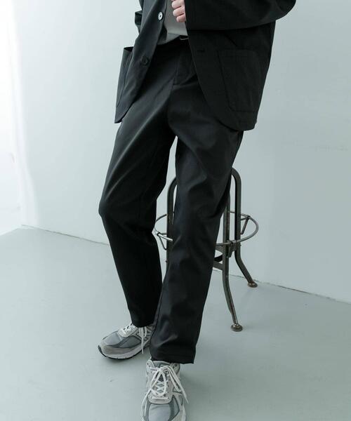 ITEMS URBANRESEARCH(アイテムズ アーバンリサーチ)の「『セットアップ対応』マシンウォッシャブルピケテーパードパンツ(その他パンツ・メンズ・ネイビー/カーキ/ブラック・MEDIUM/LARGE)」の20枚目の写真