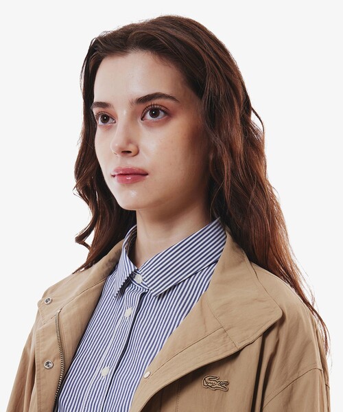 LACOSTE(ラコステ)の「撥水 ナイロンタフタ スタンドカラーユーティリティコート(トレンチコート・レディース・ライトグレー/ベージュ・34/40/36/38)」の14枚目の写真