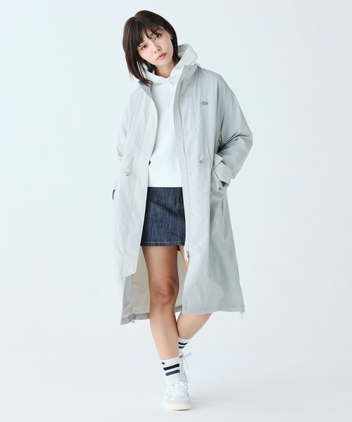 LACOSTE(ラコステ)の「撥水 ナイロンタフタ スタンドカラーユーティリティコート(トレンチコート・レディース・ライトグレー/ベージュ・34/40/36/38)」の22枚目の写真
