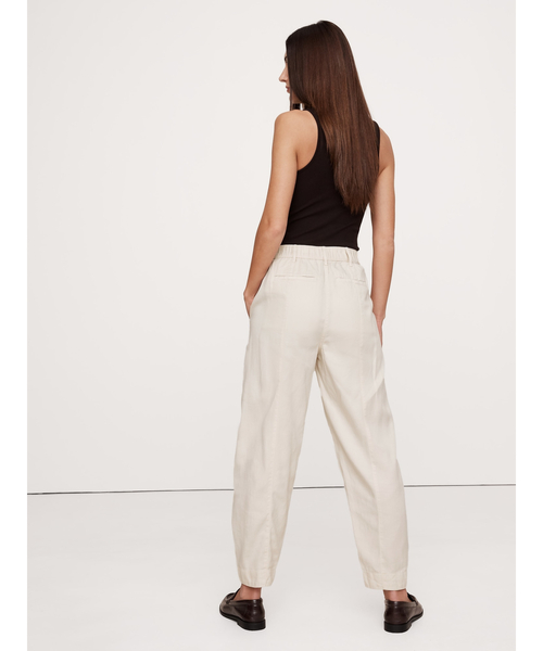 Banana Republic(バナナリパブリック)の「Soma ハイライズ バレルレッグ パンツ(その他パンツ・レディース・ナチュラル/ブラック/ベージュ/グリーン・S/XS/M/L)」の8枚目の写真