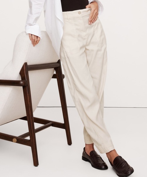 Banana Republic(バナナリパブリック)の「Soma ハイライズ バレルレッグ パンツ(その他パンツ・レディース・ナチュラル/ブラック/ベージュ/グリーン・S/XS/M/L)」の3枚目の写真