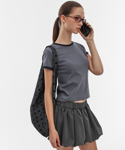 BLACKUP（ブラックアップ）の「[B-BASIC] スタンダードリンガーラウンド半袖Tシャツ（Tシャツ/カットソー・レディース・アイボリー/グレー/チャコール・MEDIUM/SMALL）」の9枚目の写真