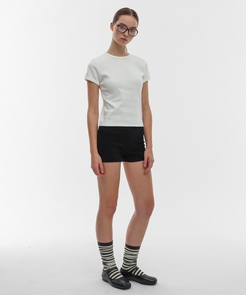 BLACKUP（ブラックアップ）の「[B-BASIC] スタンダードリンガーラウンド半袖Tシャツ（Tシャツ/カットソー・レディース・アイボリー/グレー/チャコール・MEDIUM/SMALL）」の17枚目の写真