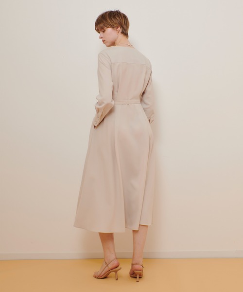 【美品・完売品】allureville アルアバイル　Vネックタックワンピース Vネックタックワンピース|allureville OFFICIAL SITE / ONLINE SHOP