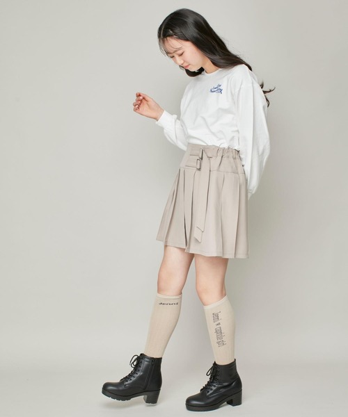 JENNI(ジェニィ)の「左右柄リブロゴソックス(ソックス/靴下・キッズ・ブラック/オフホワイト/ベージュ・19-21cm/22-24cm)」の17枚目の写真