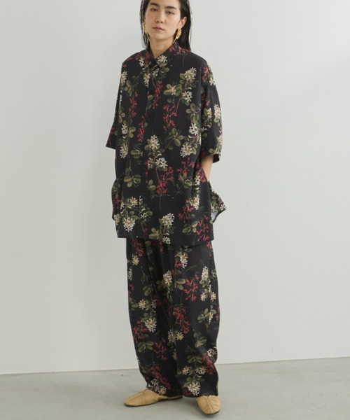 Libra Cue（リブラ キュー）の「ボタニカルプリントビックシルエットハーフスリーブシャツ（シャツ/ブラウス・レディース・アイボリー/ブラック・FREE）」の12枚目の写真