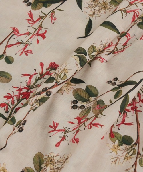 Libra Cue（リブラ キュー）の「ボタニカルプリントビックシルエットハーフスリーブシャツ（シャツ/ブラウス・レディース・アイボリー/ブラック・FREE）」の3枚目の写真