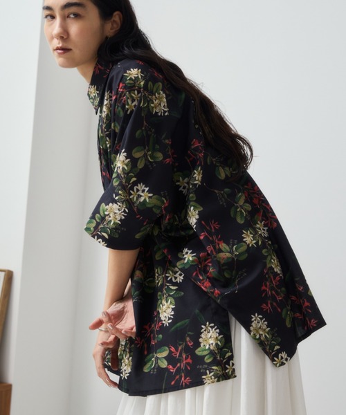 Libra Cue（リブラ キュー）の「ボタニカルプリントビックシルエットハーフスリーブシャツ（シャツ/ブラウス・レディース・アイボリー/ブラック・FREE）」の22枚目の写真