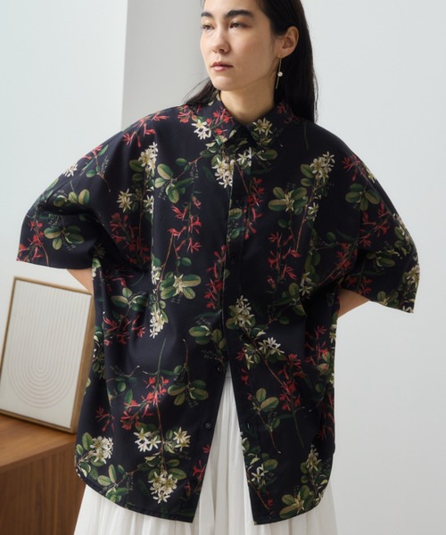 Libra Cue（リブラ キュー）の「ボタニカルプリントビックシルエットハーフスリーブシャツ（シャツ/ブラウス・レディース・アイボリー/ブラック・FREE）」の20枚目の写真