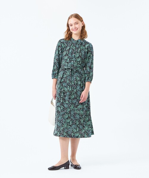 MACKINTOSH PHILOSOPHY(マッキントッシュ フィロソフィー)の「ブーケプリントワンピース(ワンピース・レディース・ホワイト系その他/ダークネイビー・36/38/34)」の8枚目の写真