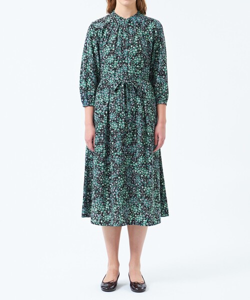 MACKINTOSH PHILOSOPHY(マッキントッシュ フィロソフィー)の「ブーケプリントワンピース(ワンピース・レディース・ホワイト系その他/ダークネイビー・36/38/34)」の9枚目の写真
