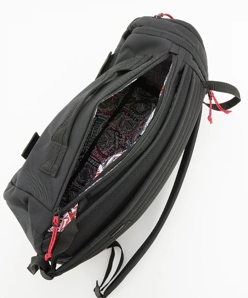DAKINE（ダカイン）の「DAKINE メンズ MISSION STREET PACK DLX 32L　INDEPENDENT ショルダーバッグ 【2025年春夏モデル】/ダカインインディペンデントバッグパック・リュックサック（バックパック/リュック・メンズ・ブラック・FREE）」の16枚目の写真