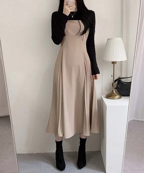 Doula Doula(ドゥーラドゥーラ)の「サイドプリーツキャミワンピース(ワンピース・レディース・ブラウン/ブラック/ベージュ・FREE)」の14枚目の写真
