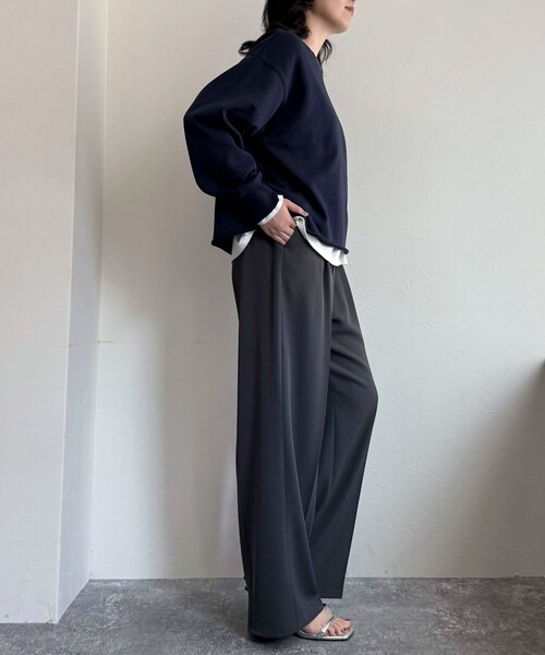 fredy emue（フレディエミュ）の「ロゴ刺繍コンパクトスウェットプルオーバー（スウェット・レディース・グレー/ネイビー/ベージュ/ラベンダー・38）」の13枚目の写真