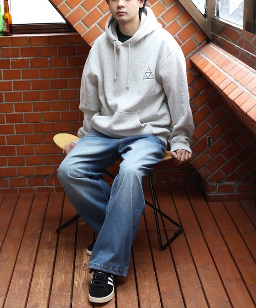 HUF（ハフ）の「HUF ロゴプルオーバーフーディー（パーカー・メンズ・ブラック/ヘザーグレー・MEDIUM/X-LARGE/LARGE）」の15枚目の写真