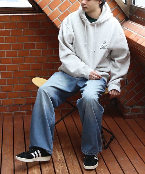 HUF（ハフ）の「HUF ロゴプルオーバーフーディー（パーカー・メンズ・ブラック/ヘザーグレー・MEDIUM/X-LARGE/LARGE）」の17枚目の写真