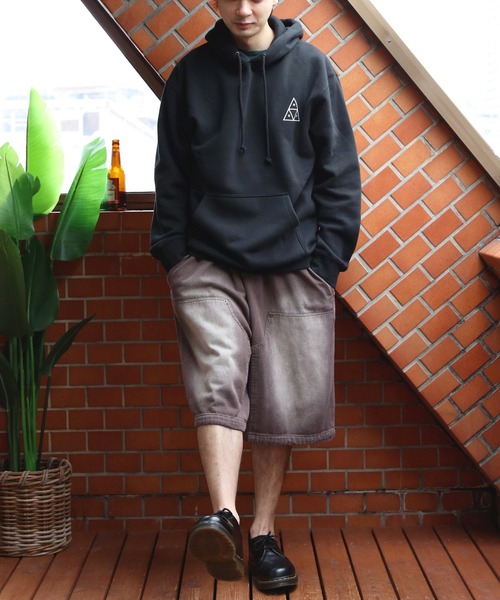 HUF（ハフ）の「HUF ロゴプルオーバーフーディー（パーカー・メンズ・ブラック/ヘザーグレー・MEDIUM/X-LARGE/LARGE）」の7枚目の写真