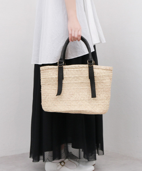 新品タグ　perche モロッコ椰子透かし編み×姫路レザー結びハンドルカゴバッグ perche モロッコ椰子透かし編み×姫路レザー結びハンドルカゴ