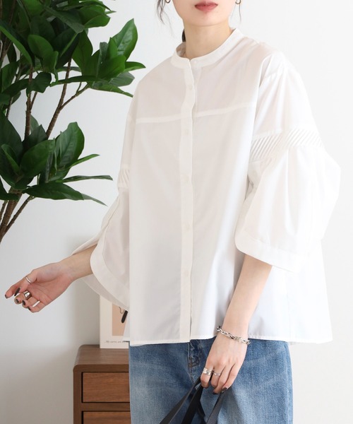 EGLANTINE(エグランティーヌ)の「EGLANTINE 切り替えデザイン ノーカラーブラウス 7分袖 ゆったりシルエット(シャツ/ブラウス・レディース・オフホワイト/ネイビー系/ネイビー/ブルー系・40)」の5枚目の写真