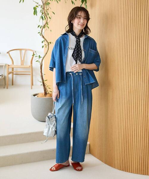 Green　Parks（グリーンパークス）の「ライトデニムワイドパンツ（デニムパンツ・レディース・ライトグレー/ライトインディゴブルー/インディゴブルー/ブラック・FREE）」の5枚目の写真