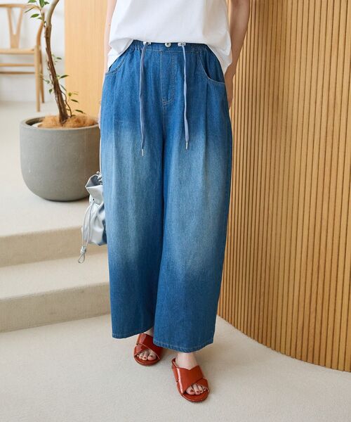 Green　Parks（グリーンパークス）の「ライトデニムワイドパンツ（デニムパンツ・レディース・ライトグレー/ライトインディゴブルー/インディゴブルー/ブラック・FREE）」の8枚目の写真