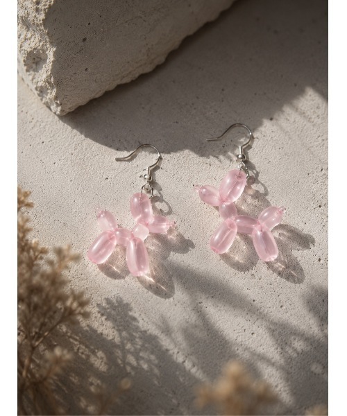 HIKA(ヒカ)の「【HIKA】ネオンバルーンドッグピアス(ピアス(両耳用)・レディース・ピンク/グリーン/ブルー/パープル・FREE)」の4枚目の写真