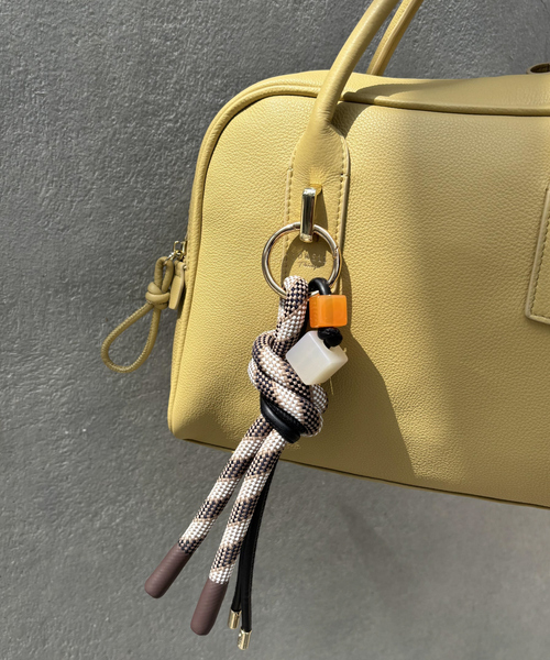 LOWELL things（ロウェル　シングス）の「ロープチャーム/バッグチャーム/マルチチャーム（チャーム・レディース・ネイビー/ブラウン・フリー）」の16枚目の写真