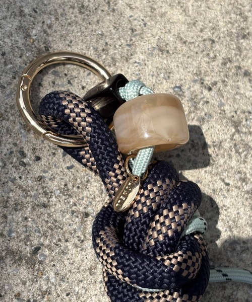 LOWELL things（ロウェル　シングス）の「ロープチャーム/バッグチャーム/マルチチャーム（チャーム・レディース・ネイビー/ブラウン・フリー）」の12枚目の写真