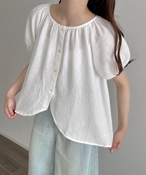 Cham.(チャム)の「ラウンドネックボリュームスリーブブラウス(シャツ/ブラウス・レディース・ピンク/オフホワイト/ナチュラル/ブルー・F)」の6枚目の写真