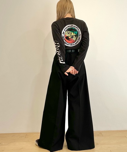 HOLIDAY（ホリデイ）の「WOOL TWILL DRAWSTRINGS SUPER WIDE PANTS ウールツイルドローストリングススーパーワイドパンツ（スラックス・レディース・ブラック・ONE SIZE）」の9枚目の写真