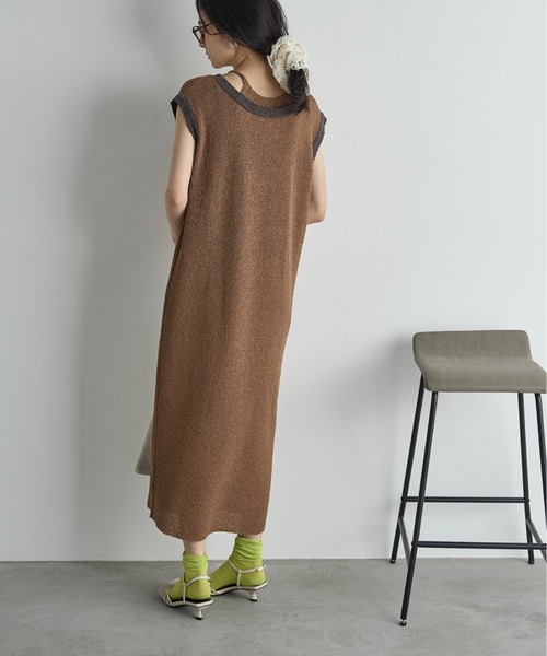 THE YOn(ザヨン)の「2WAY配色レイヤードフレンチスリーブメランジニットワンピース(ワンピース・レディース・チャコールグレー/ブラウン/ピンク・FREE)」の21枚目の写真