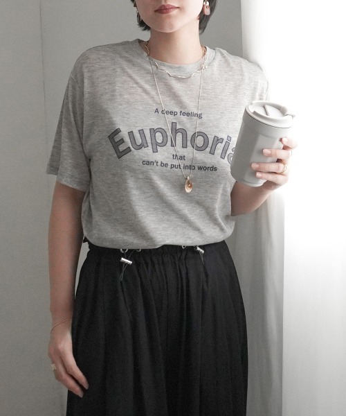 SELECT LEVERY(セレクトリベリー)の「シアーロゴプリントTシャツ(Tシャツ/カットソー・レディース・アイボリー/ライトブルー/ブラック/グレー/サーモンピンク・MEDIUM)」の4枚目の写真